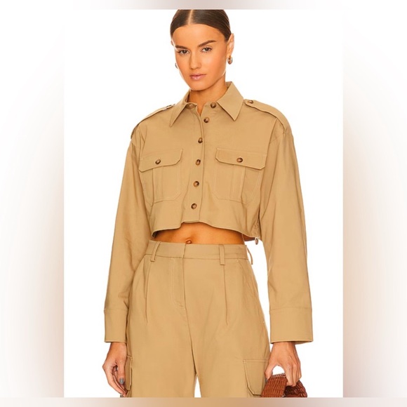 L'Academie Tops - L'Academie / Revolve Marianna Selia
Cropped Cargo Shirt .